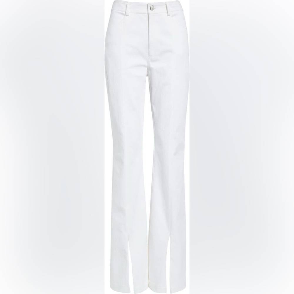 Cinq à Sept Split Hem Flare Jeans. Size 2 Women 
#199 - Picture 4 of 10